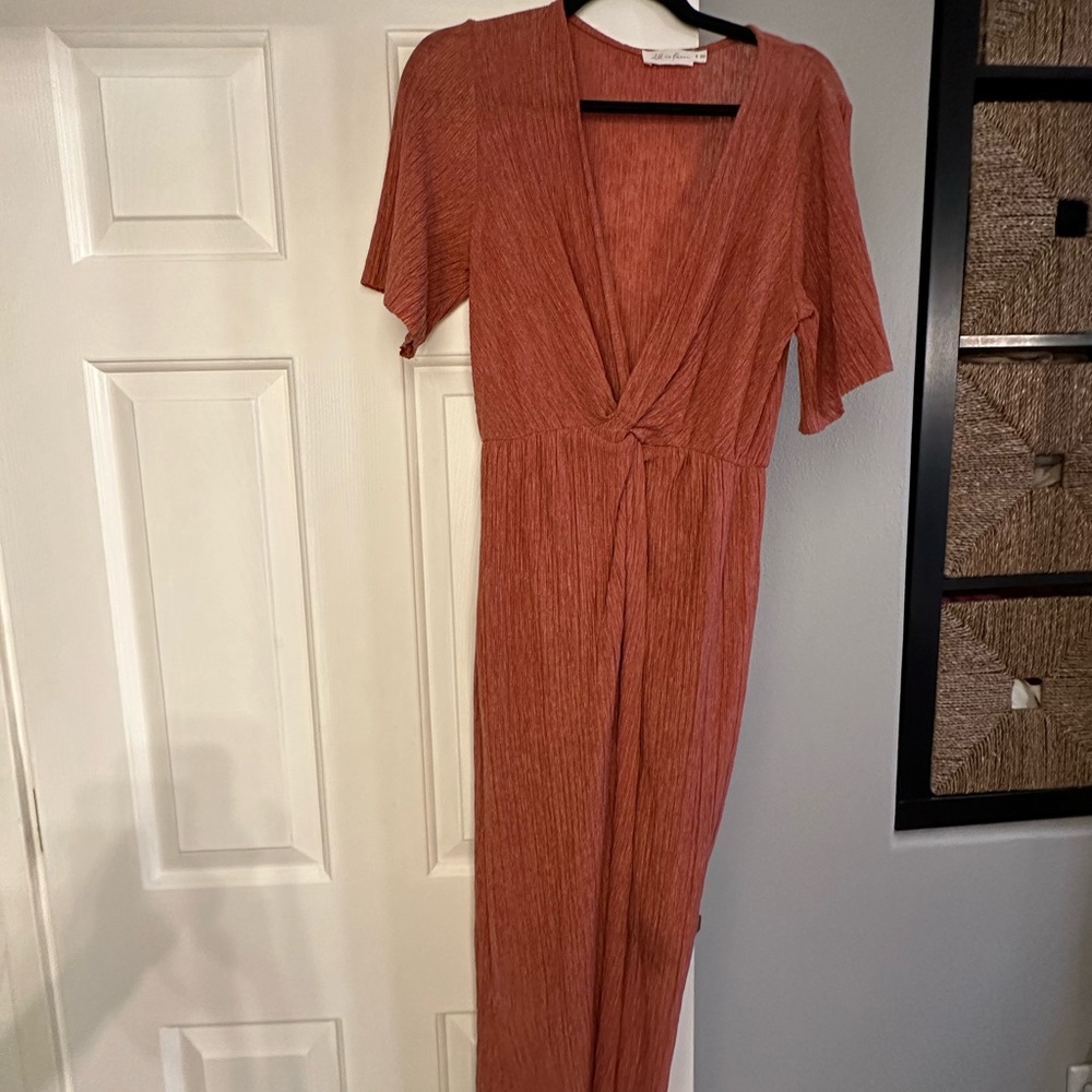 All in Favor size small coral